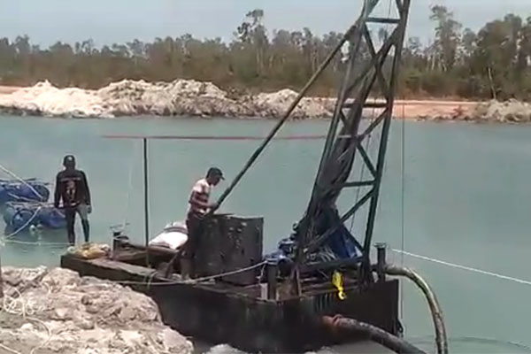 大顆粒泥沙泵ZS150安裝現(xiàn)場