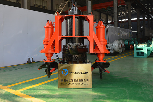 潛水泥漿泵加裝兩側(cè)攪拌裝置樣圖