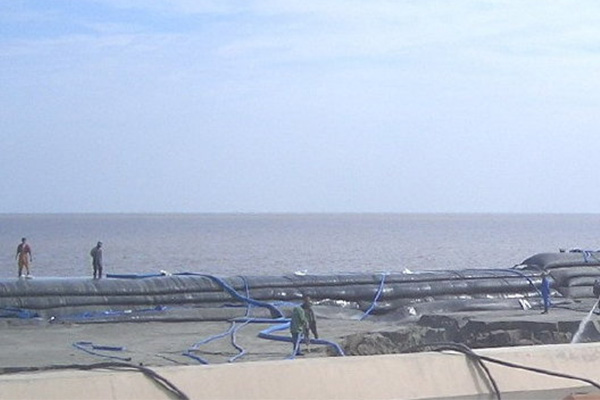 遠洋牌立式泥沙泵用于圍堰樣圖