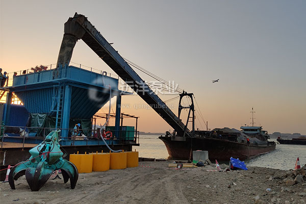 遠洋牌泥沙泵配合漏斗施工樣圖